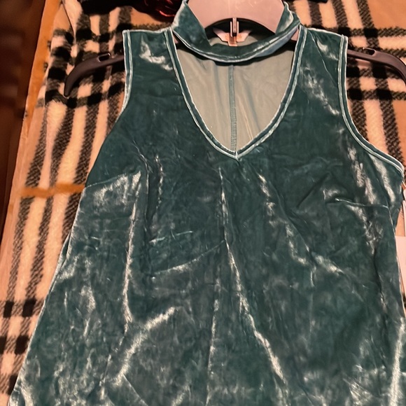 Candies Top NWT - Picture 3 of 4